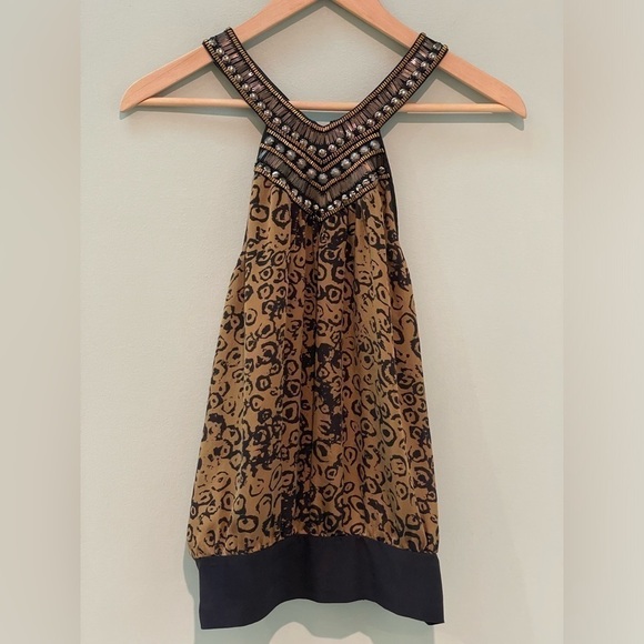 bebe Tops - Bebe 100% silk sleeveless blouse Statement Piece Neckline in excellent condition
